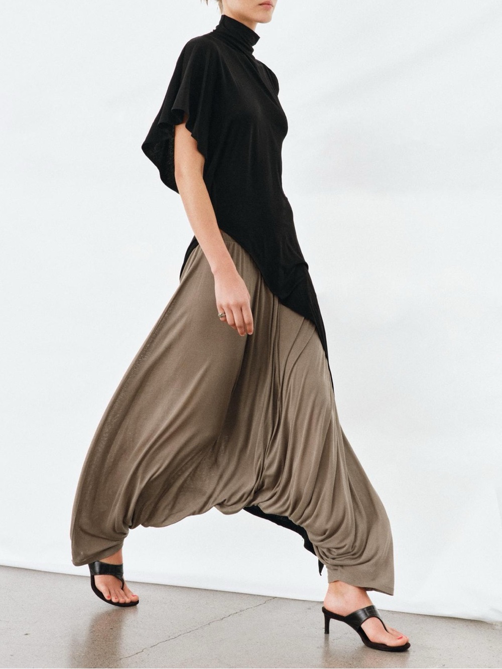 NWOT FLOWY PANTS